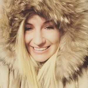 Meet your Posher, Chloé